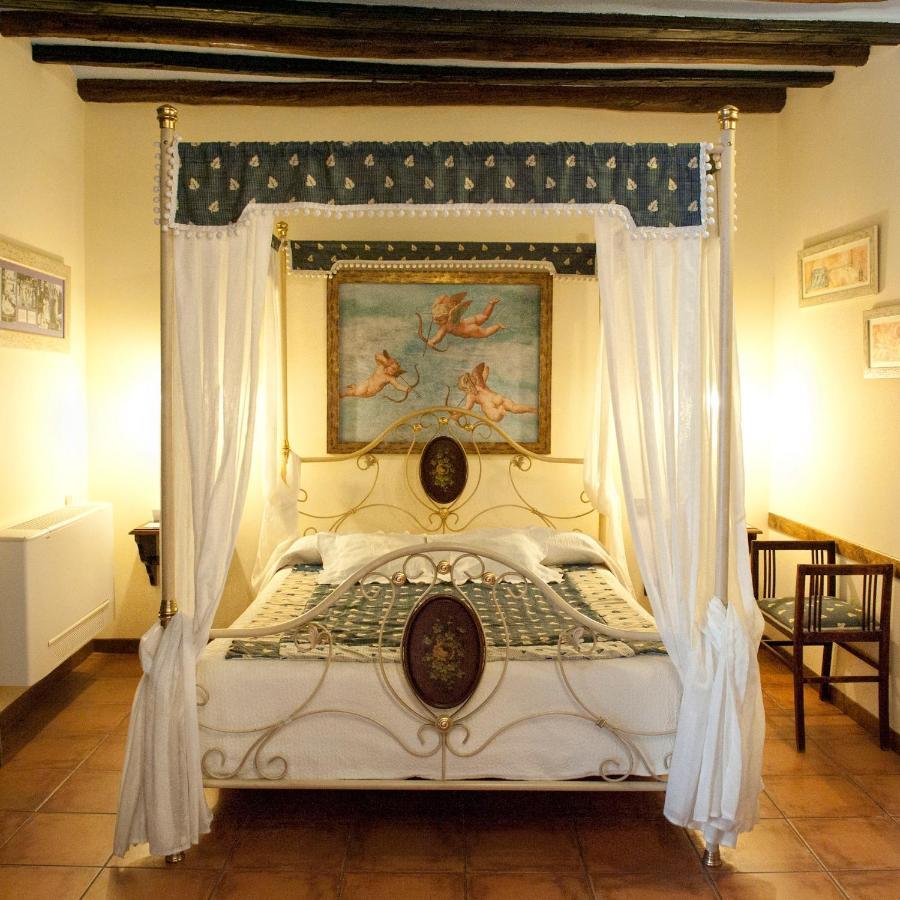 Hostal Santa Agueda Tarazona Bagian luar foto