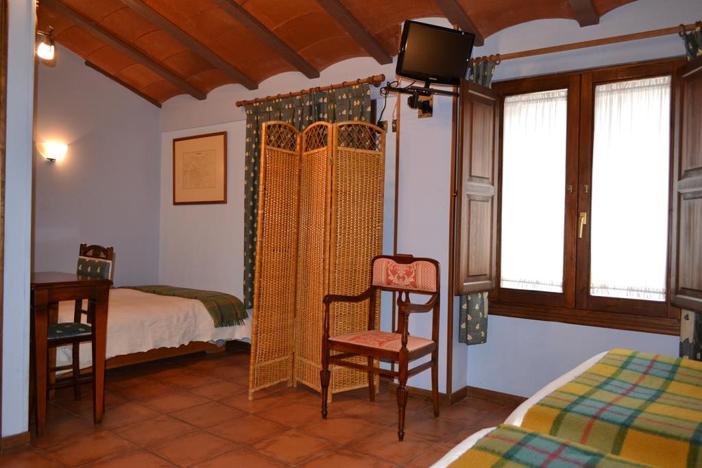 Hostal Santa Agueda Tarazona Bagian luar foto